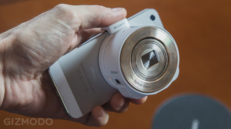 Illustration for article titled Sony QX100: A Fancy, Freaky Lens-Camera That Feeds Off Your Smartphone
